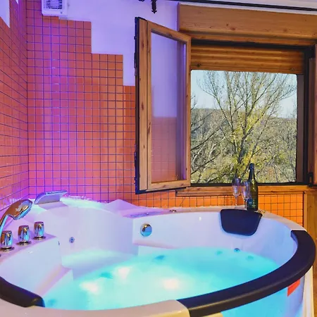 Casas En Omanuela By Villamya * La Omañuela