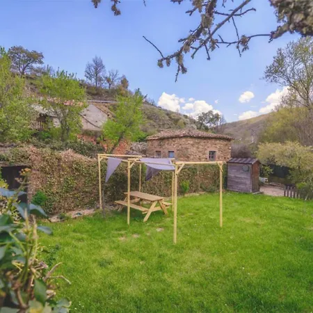 Casas En Omanuela By Villamya * La Omañuela