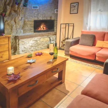 Casas En Omanuela By Villamya * La Omañuela