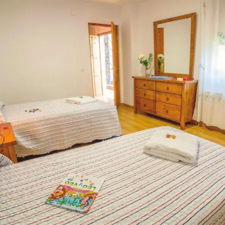 Casas En Omanuela By Villamya * La Omañuela