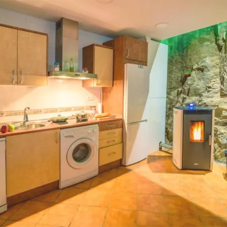 Nyaraló Casas En Omanuela By Villamya La Omañuela