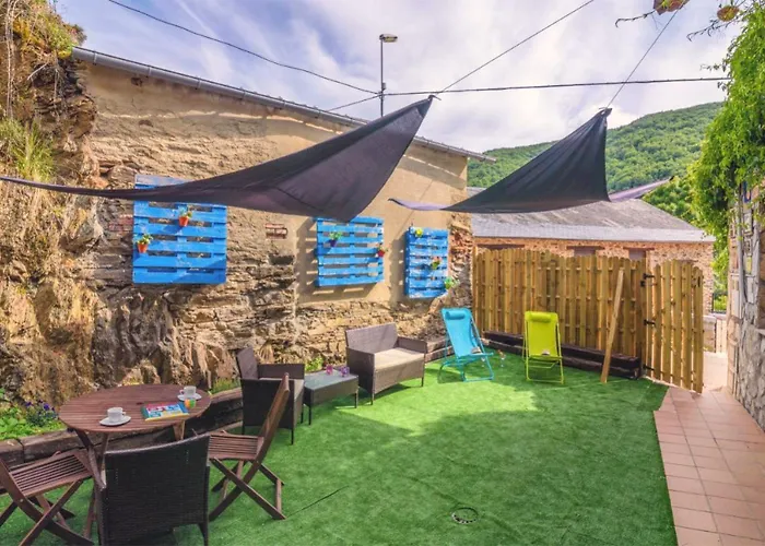 Casas En Omanuela By Villamya * La Omañuela